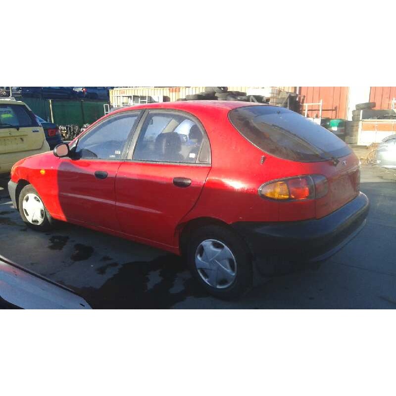 daewoo lanos del año 2002