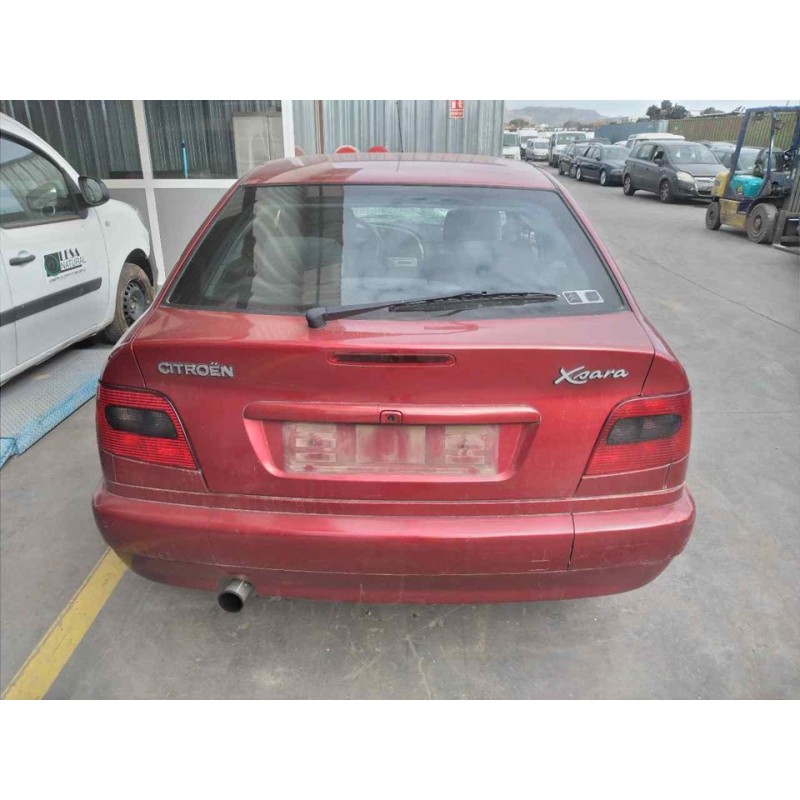 citroën xsara berlina del año 2000
