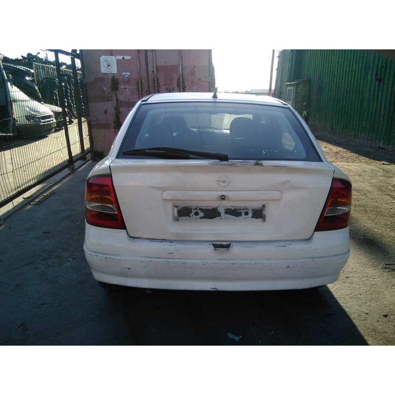 opel astra g berlina del año 2002