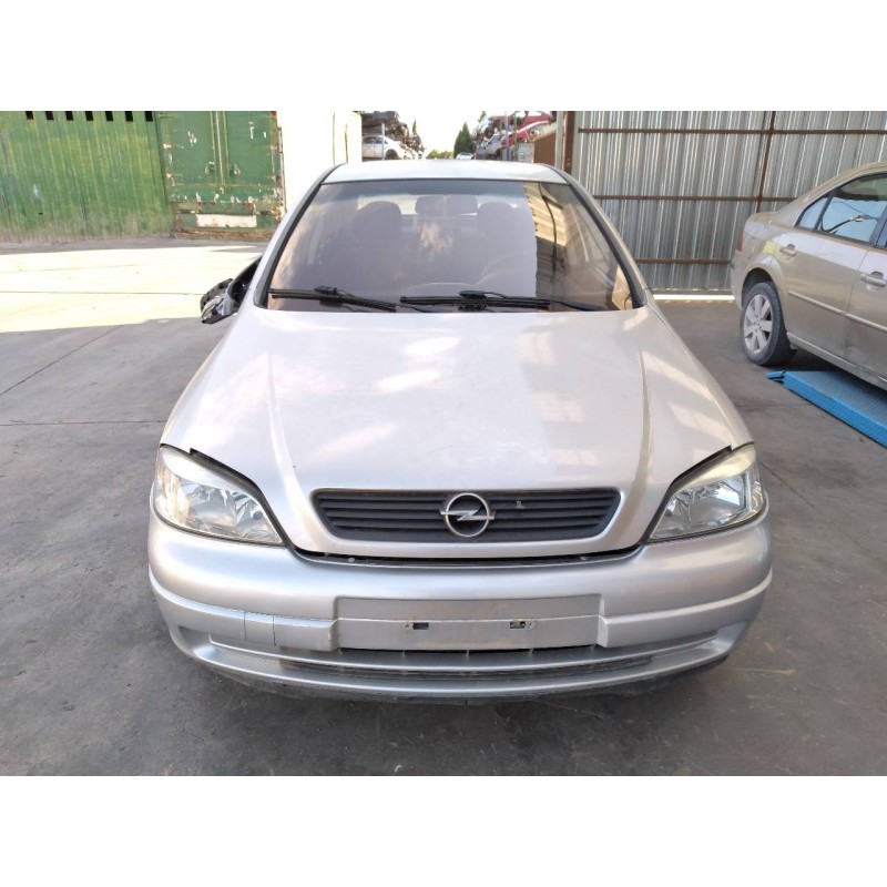 opel astra g berlina del año 1999