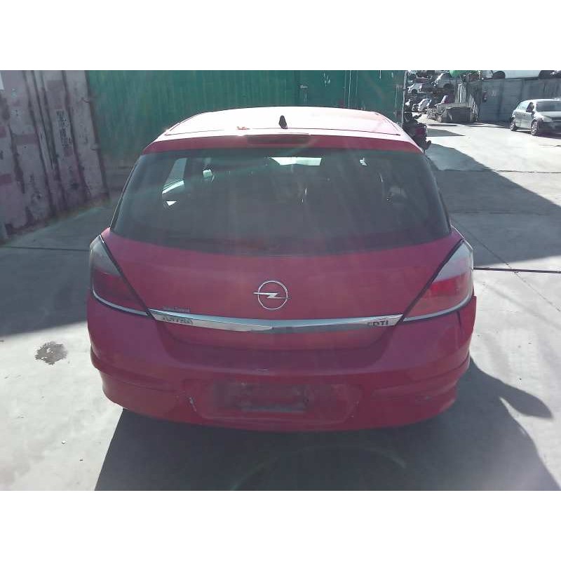 opel astra h berlina del año 2005