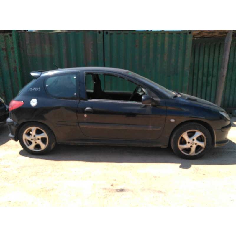peugeot 206 berlina del año 2002