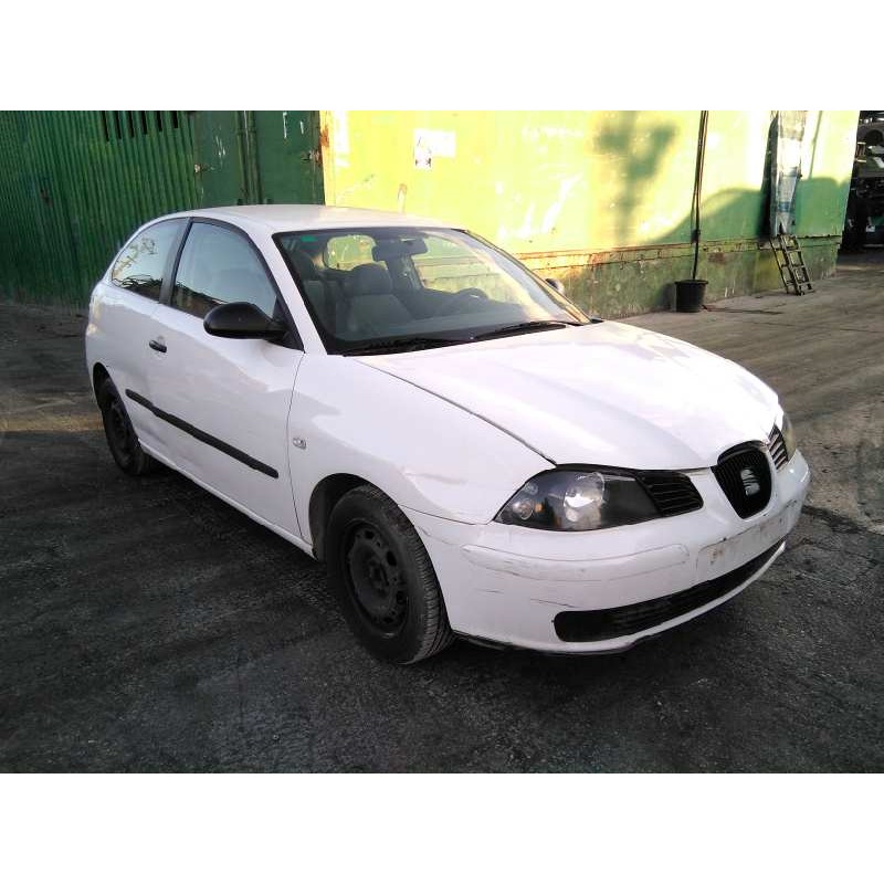 seat ibiza (6l1) del año 2002