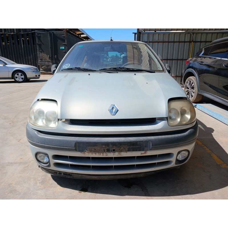 renault clio ii (bb_, cb_) del año 2001