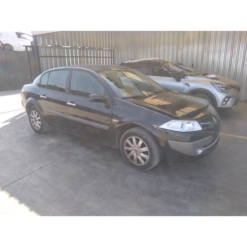 renault megane ii classic berlina del año 2009