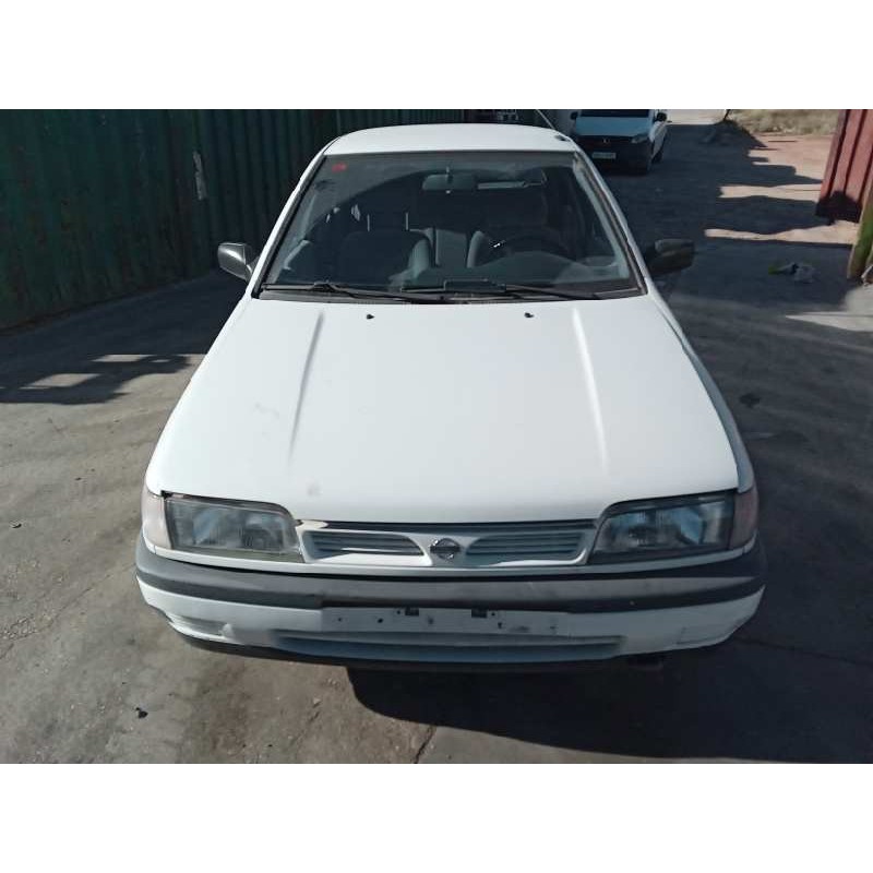 nissan sunny berlina (n14) del año 1995