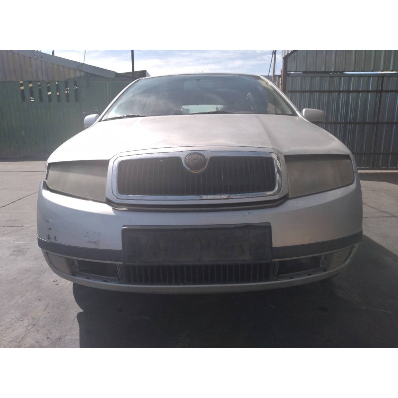 skoda fabia familiar (6y5) del año 2001