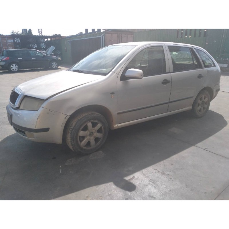 skoda fabia familiar (6y5) del año 2001