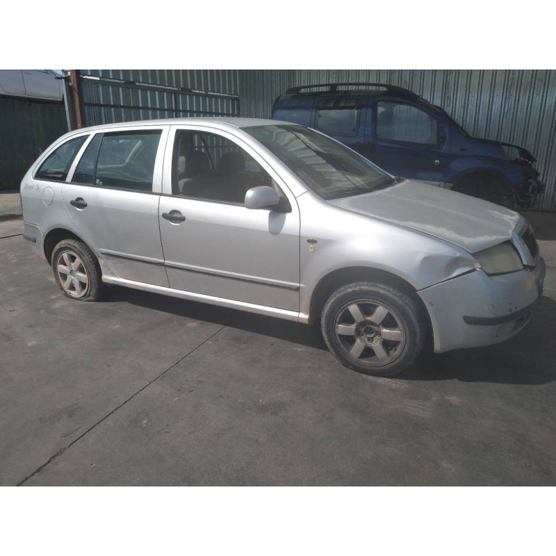 skoda fabia familiar (6y5) del año 2001