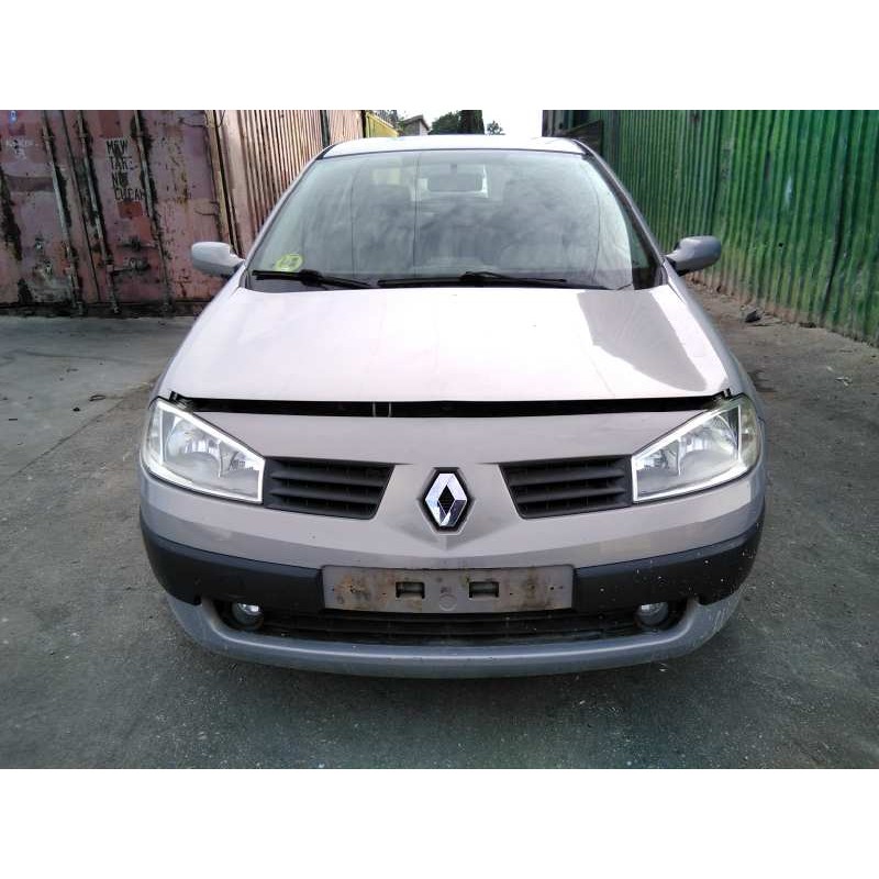 renault megane ii classic berlina del año 2005