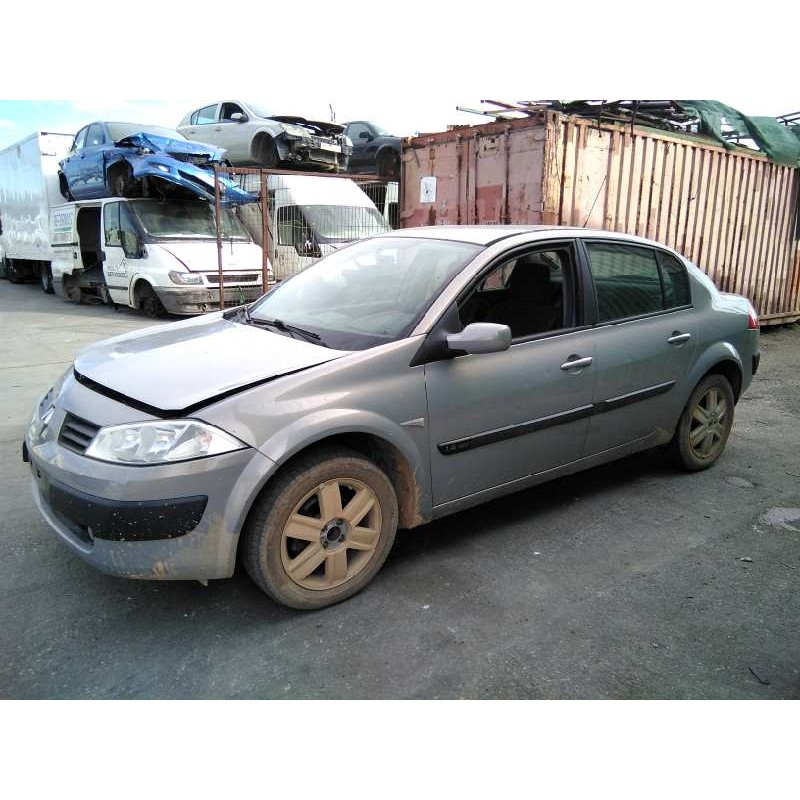 renault megane ii classic berlina del año 2005