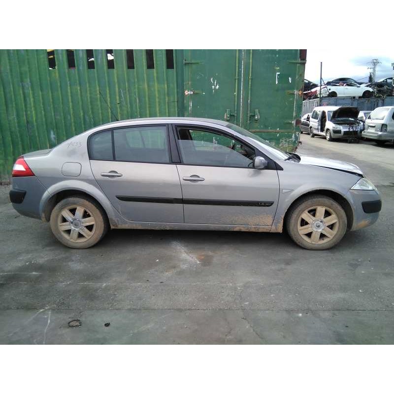 renault megane ii classic berlina del año 2005