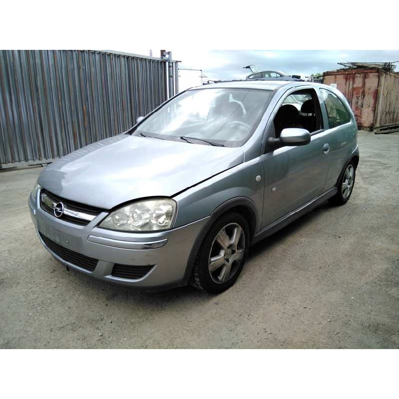 opel corsa c del año 2004