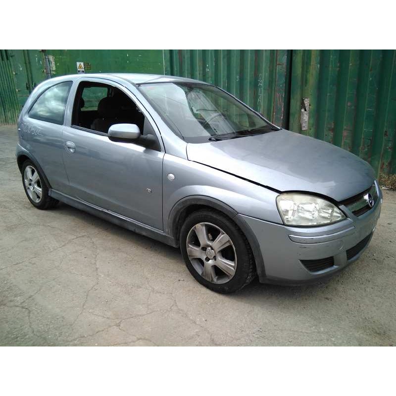 opel corsa c del año 2004
