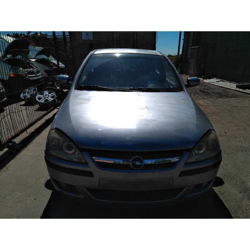 opel corsa c del año 2003