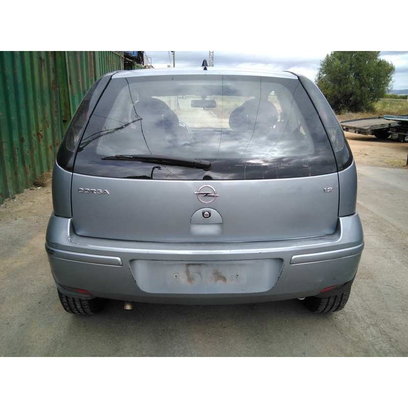 opel corsa c del año 2004