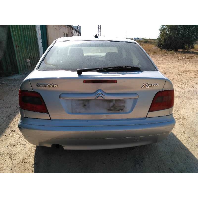 citroën xsara berlina del año 2002