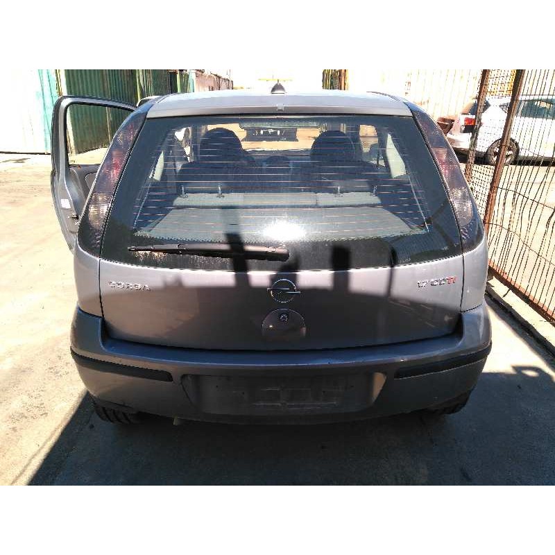 opel corsa c del año 2003