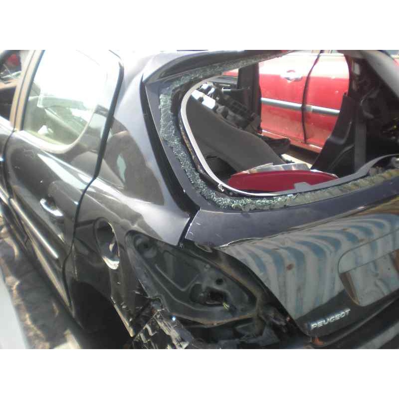 peugeot 207 del año 2006