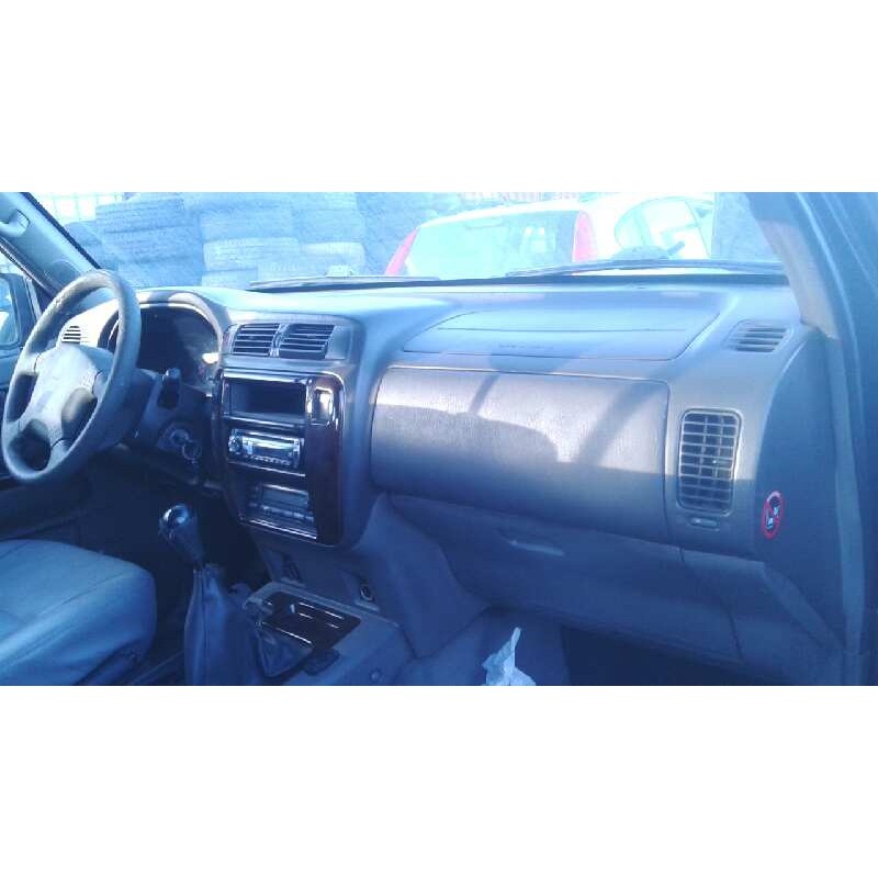 nissan patrol gr (y61) del año 1999