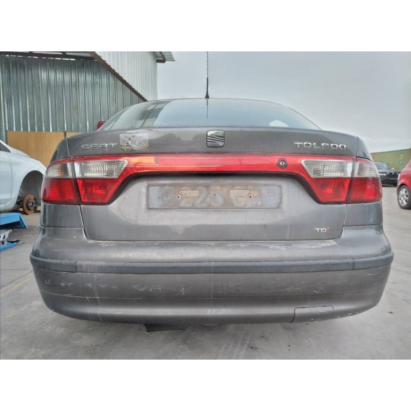 seat toledo (1m2) del año 2003