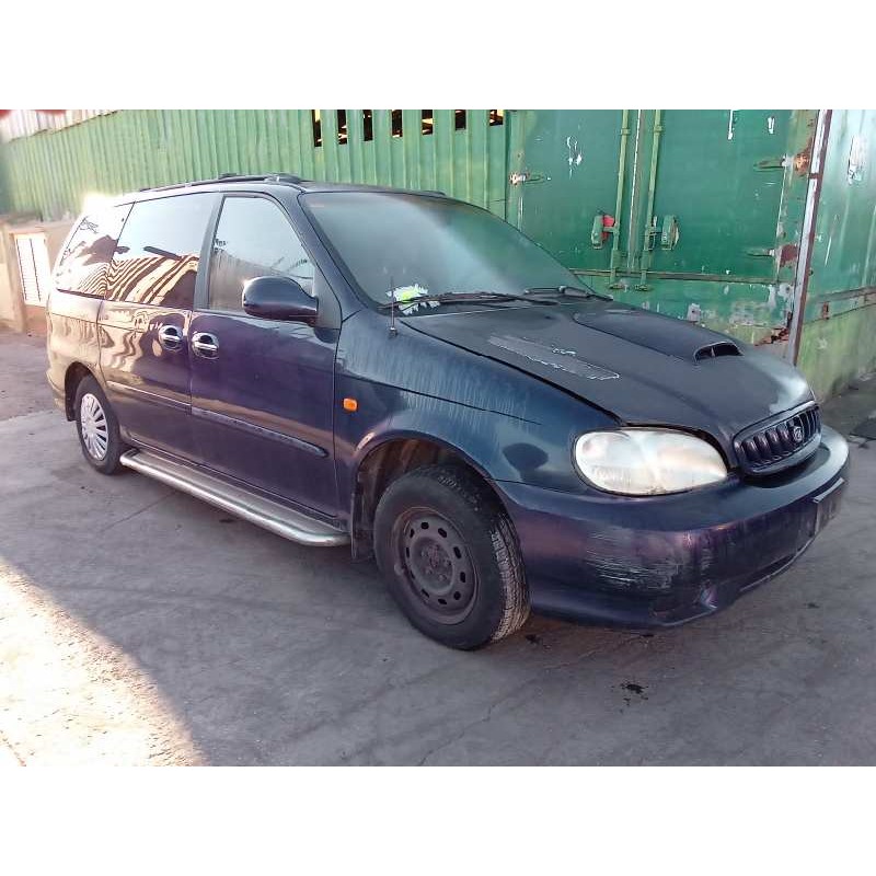 kia carnival del año 2001