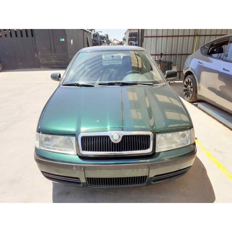 skoda octavia berlina (1u2) del año 2003