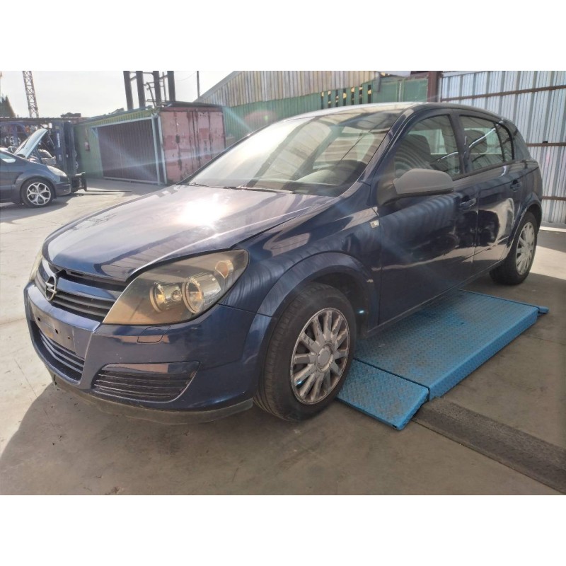 opel astra h berlina del año 2004