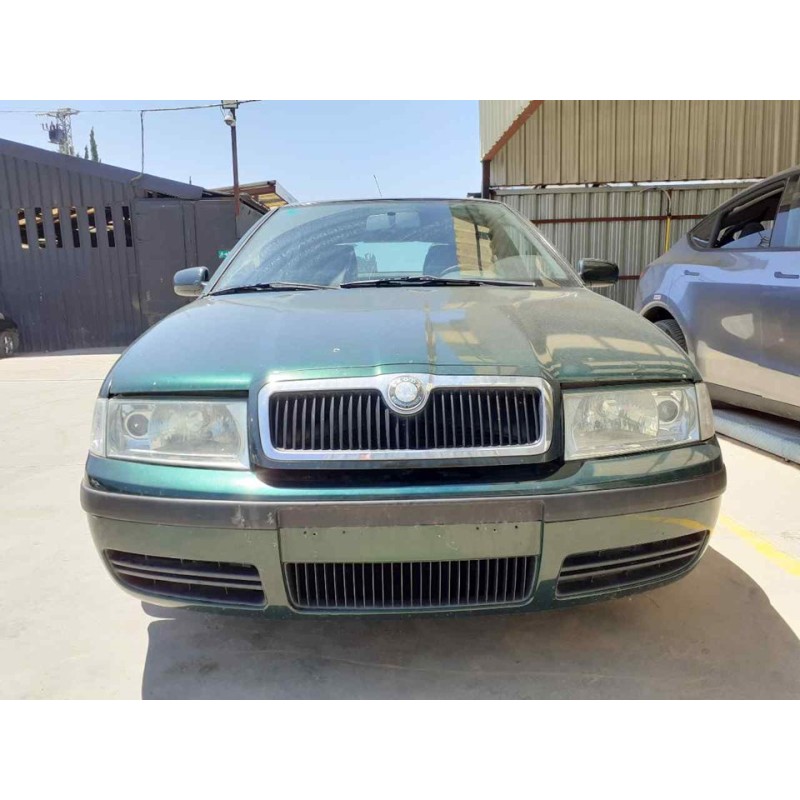 skoda octavia berlina (1u2) del año 2003
