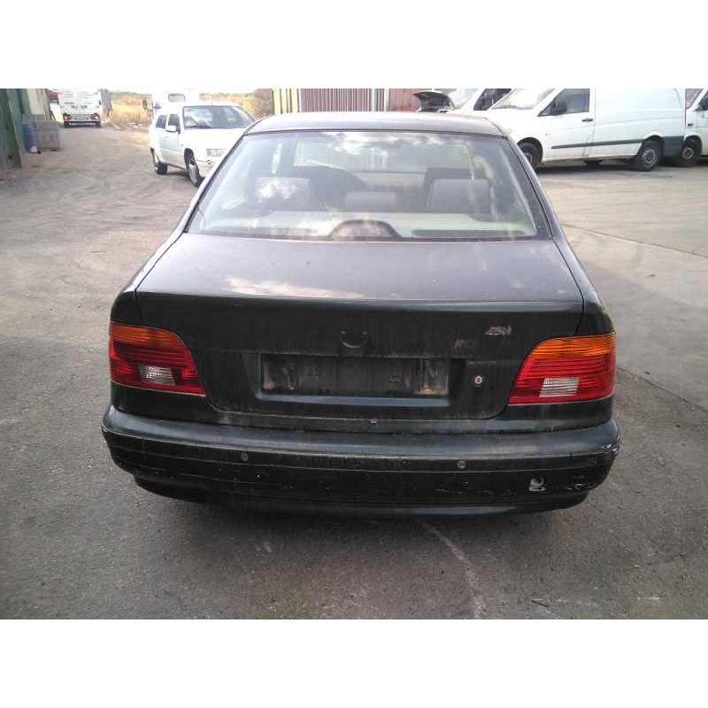 bmw serie 5 berlina (e39) del año 2001