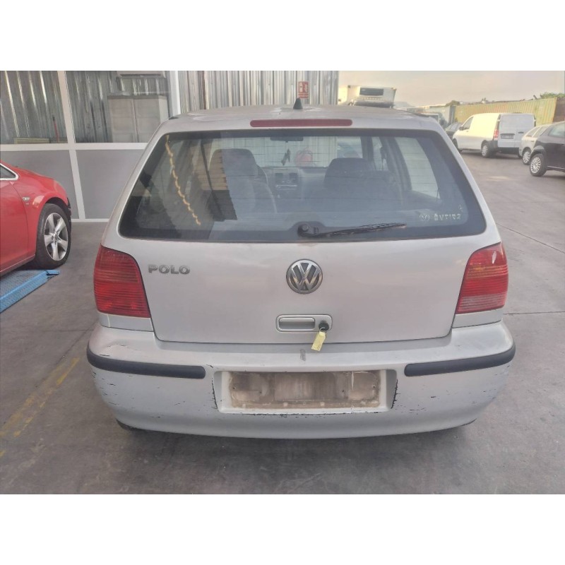 volkswagen polo berlina (6n2) del año 2000