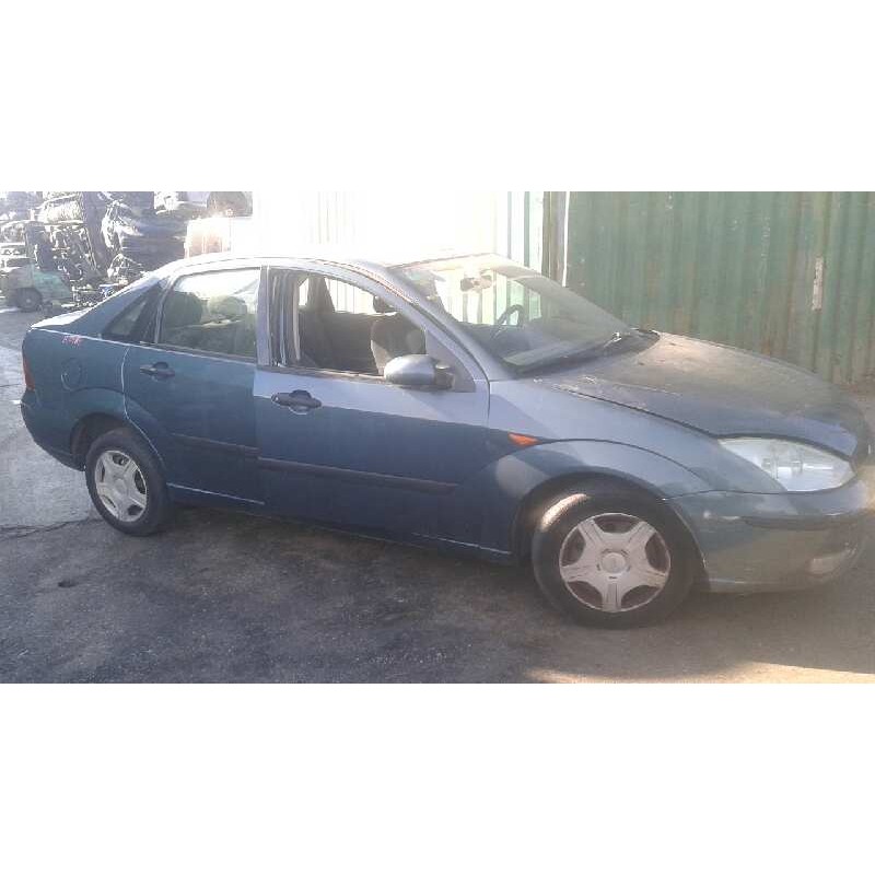 ford focus berlina (cak) del año 2001