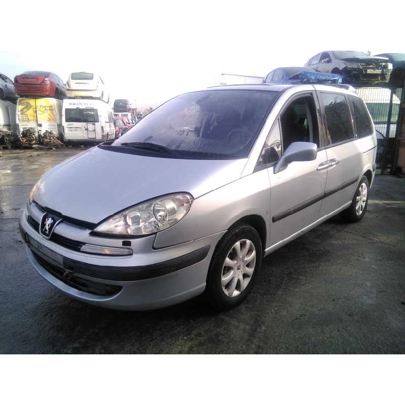 peugeot 807 del año 2004