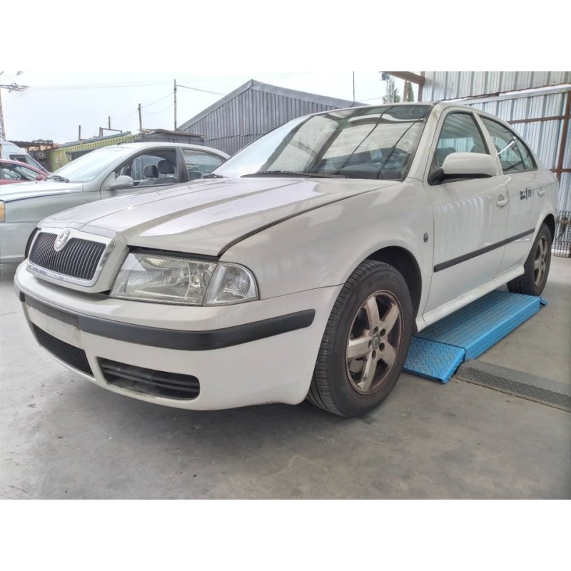 skoda octavia berlina (1u2) del año 2008