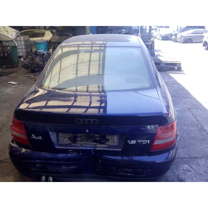 audi a4 berlina (b5) del año 2000