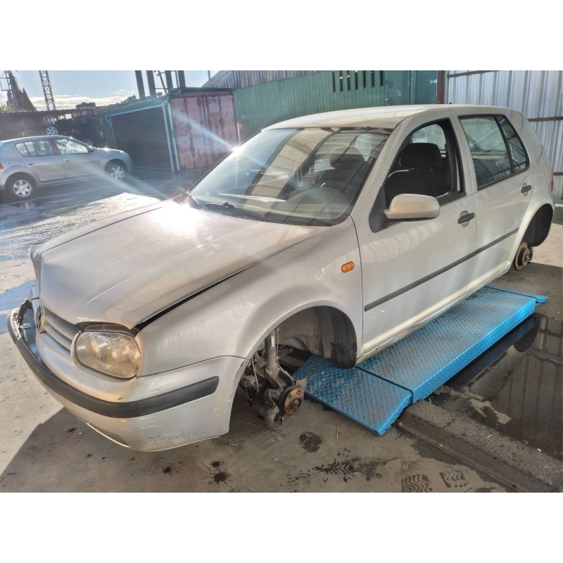 volkswagen golf iv berlina (1j1) del año 1999