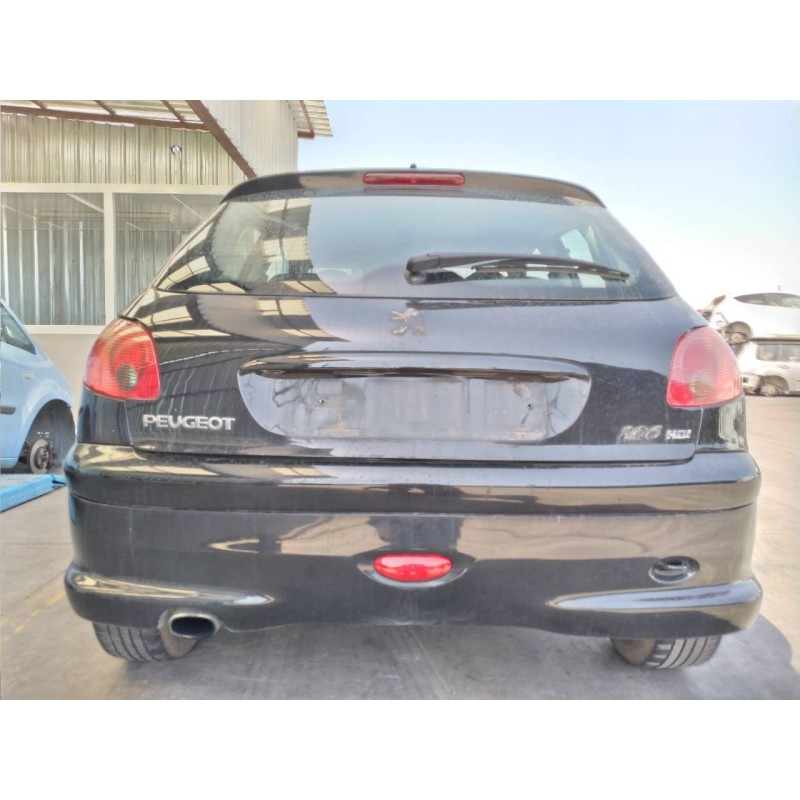 peugeot 206 berlina del año 2003