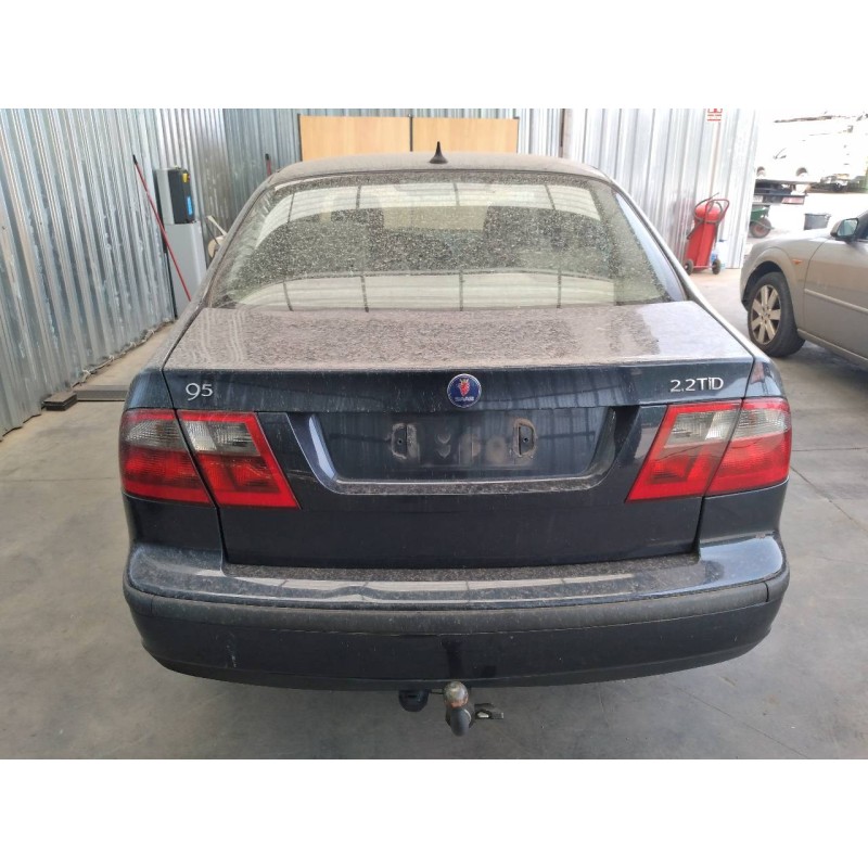 saab 9-5 berlina del año 2004