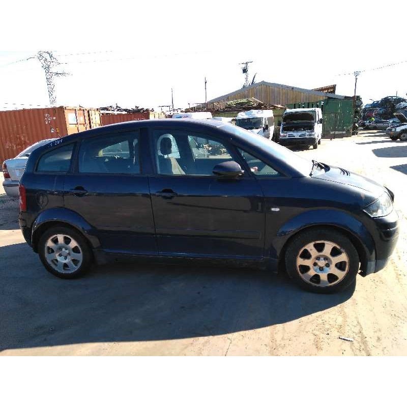 audi a2 (8z) del año 2001