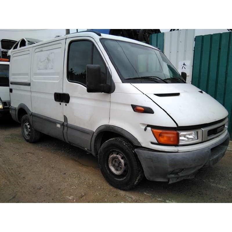 iveco daily caja cerrada (1999 =>) del año 2002