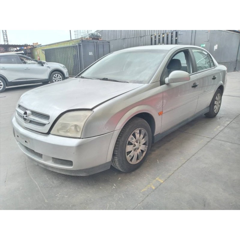 opel vectra c berlina del año 2002