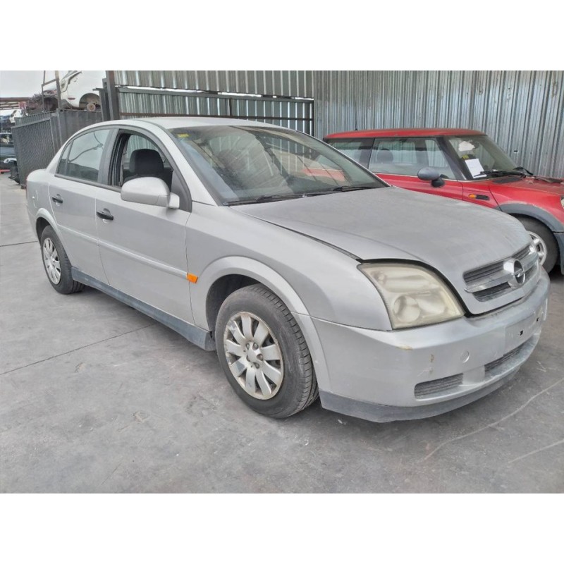 opel vectra c berlina del año 2002