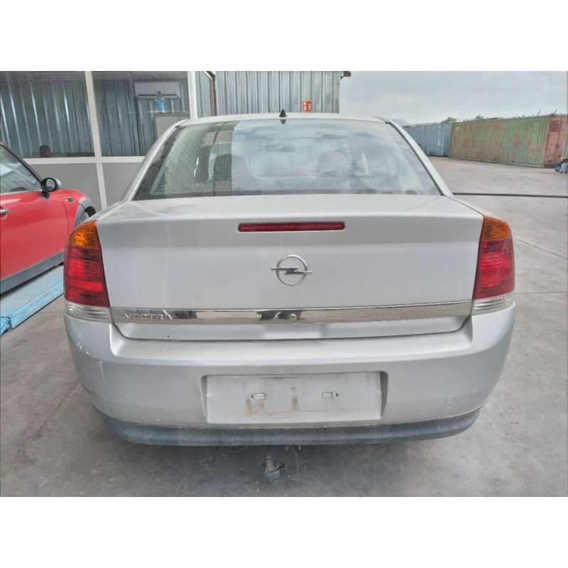 opel vectra c berlina del año 2002