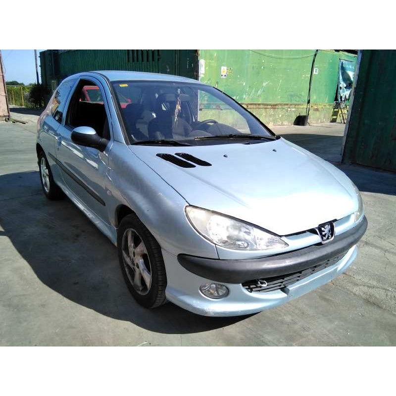 peugeot 206 berlina del año 2004