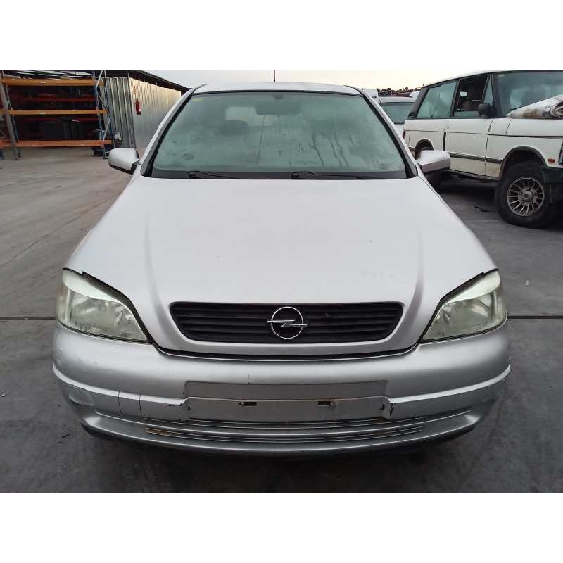 opel astra g berlina del año 1998