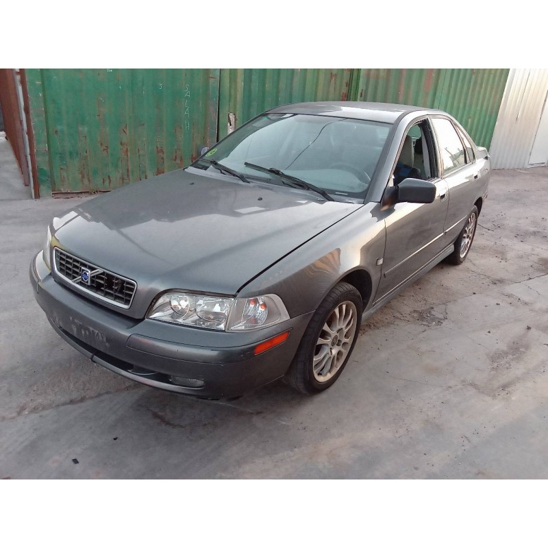 volvo s40 berlina del año 2003