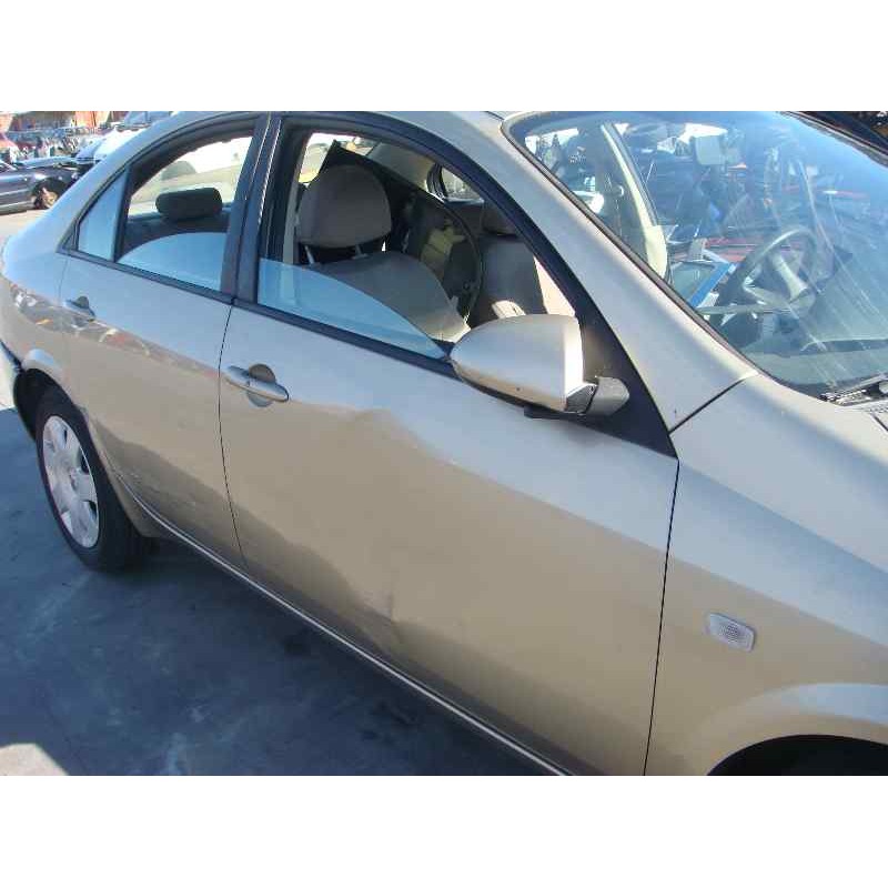 nissan primera berlina (p12) del año 2002