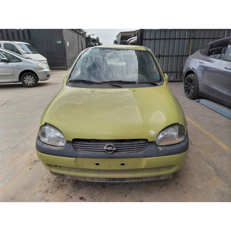 opel corsa b del año 2000