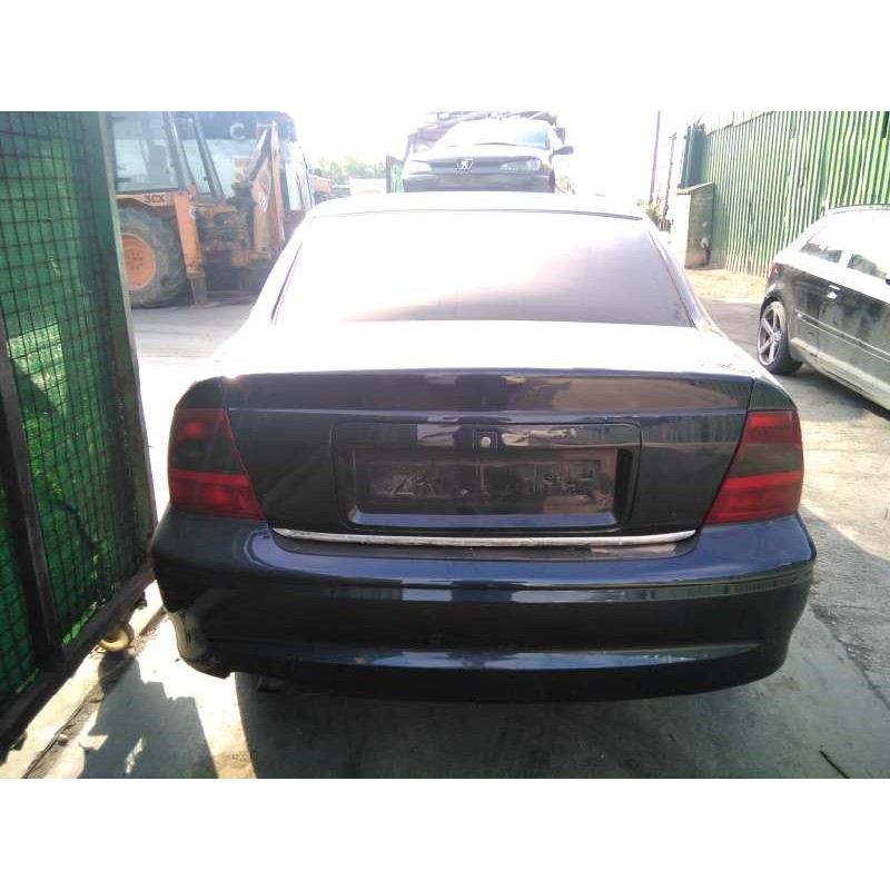 opel vectra b berlina del año 2001