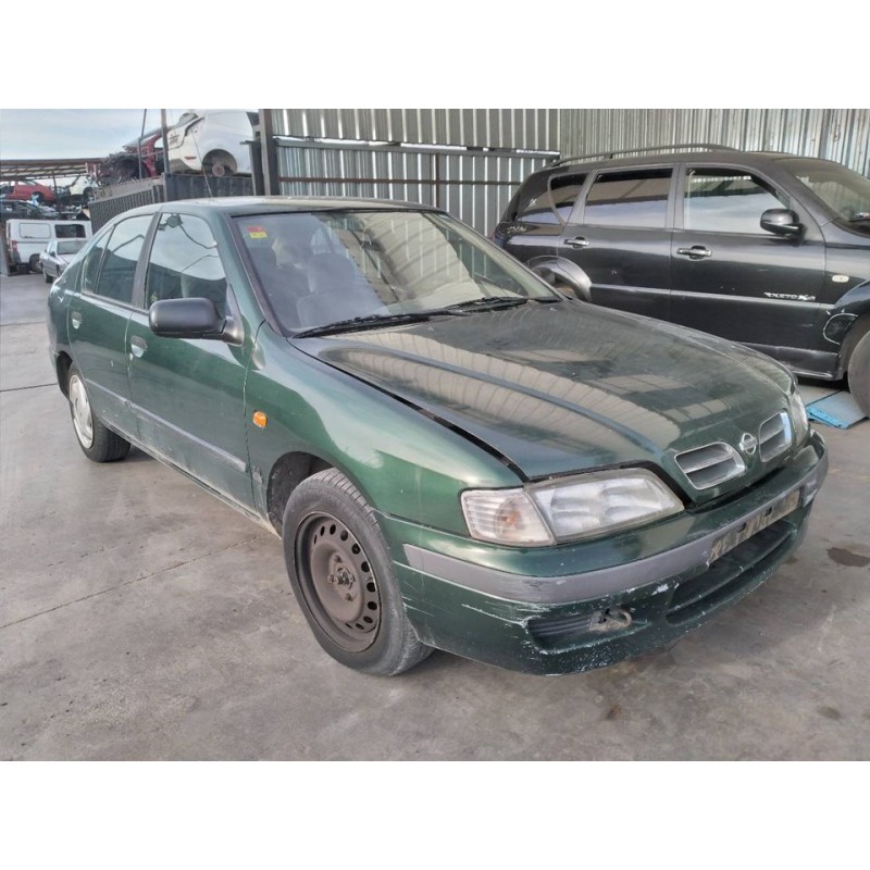 nissan primera berlina (p11) del año 1998